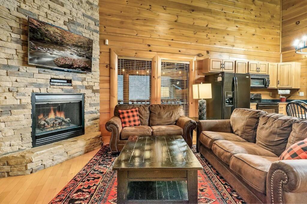 Cabin-N-Smokys! Indoor Resort Pool Views Hot Tub Game Room Sevierville Eksteriør billede