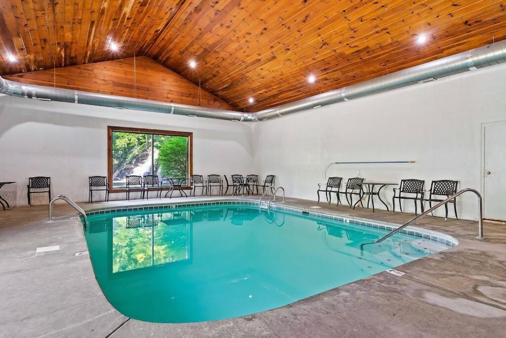Cabin-N-Smokys! Indoor Resort Pool Views Hot Tub Game Room Sevierville Eksteriør billede